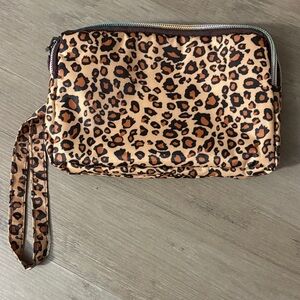 Leopard Print triple rainbow zip wristlet EUC